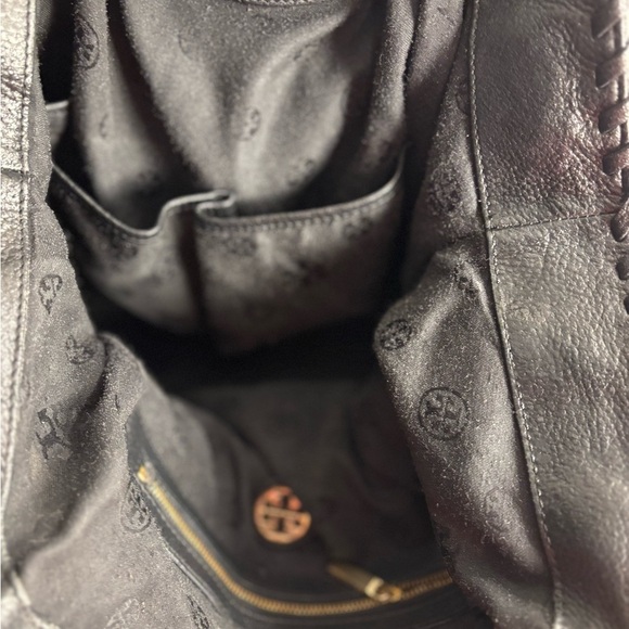 Tory Burch Marion Slouchy Oversized Tote Bag - Picture 5 of 13